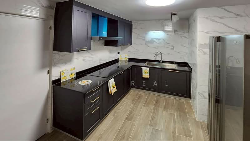 President Park Sukhumvit 24, Bangkok, 99 Sukhumvit 24 Alley, Khlongtoei Nua, Watthana, Bangkok, 3 Bedrooms, 223 sqm, Condo For Rent, by Khun Real, 500177463 - DDproperty.com