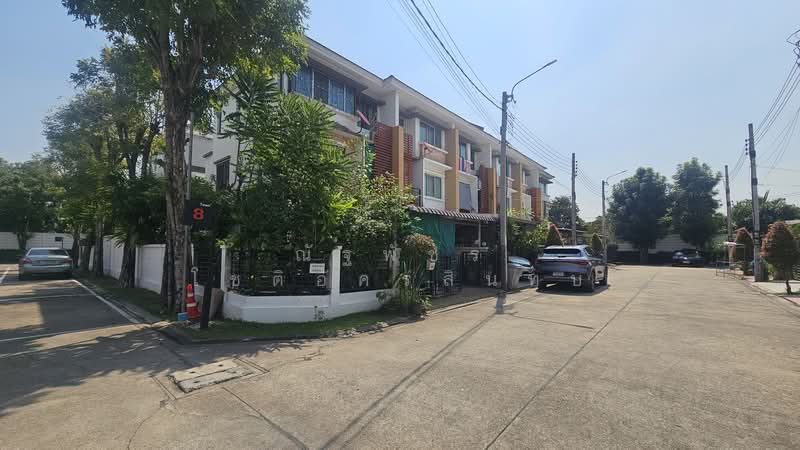 150 Buddhamonthon Sai 1 Road, แขวงบางด้วน เขตภาษีเจริญ กรุงเทพมหานคร 10160, Bangkok, พุทธมณฑลสาย1, Bang Duan, Phasi Charoen, Bangkok, 3 Bedrooms, 180 sqm, Townhouse For Sale, by ณัฐพัชร์ โชติอัครสินทบ, 500177466 - DDproperty.com