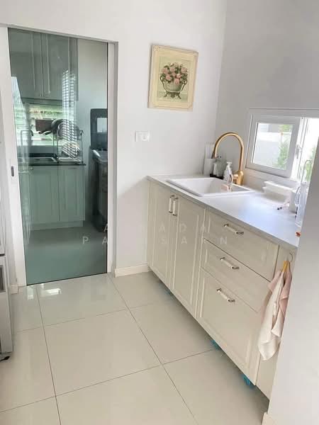 Baan Pruklada Suvarnabhumi, Samut Prakan, Lad Krabang Road  Soi Lat Krabang 54, Srisa Chorakhe Noi, Bang Sao Thong, Samut Prakan, 3 Bedrooms, 250 sqm, Single Detached House For Rent, by Airada Parasarn, 500177468 - DDproperty.com