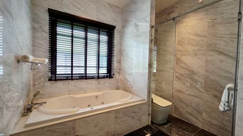 Chewawan Pinklao-Sathorn, Bangkok, Phutthamonthon Sai 1 Road, Bang Ra Mat, Taling Chan, Bangkok, 4 Bedrooms, 432 sqm, Single Detached House For Sale, by Sumit Thongpahusatcha, 500177470 - DDproperty.com