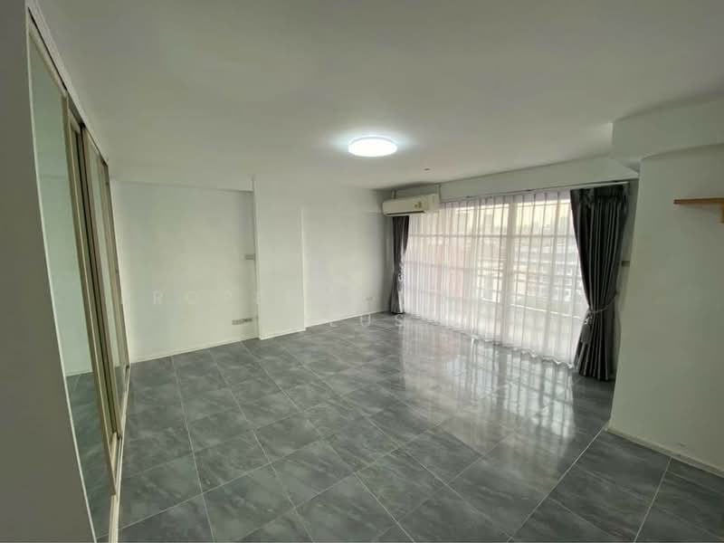 Living Place Ladprao 138 : ลีฟวิ่ง เพลส ลาดพร้าว 138, กรุงเทพ, 14 ลาดพร้าว, คลองจั่น, บางกะปิ, กรุงเทพ, 31 ตร.ม., คอนโด ขาย, โดย Property Expert Plus, 500177472 - DDproperty.com