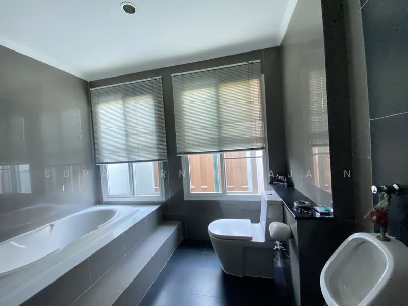 บ้านเดี่ยวสร้างเอง ลาดพร้าว101, Bangkok, Khlong Chan, Bang Kapi, Bangkok, 5 Bedrooms, 300 sqm, Single Detached House For Rent, by Supaporn Sekajarn, 500177497 - DDproperty.com