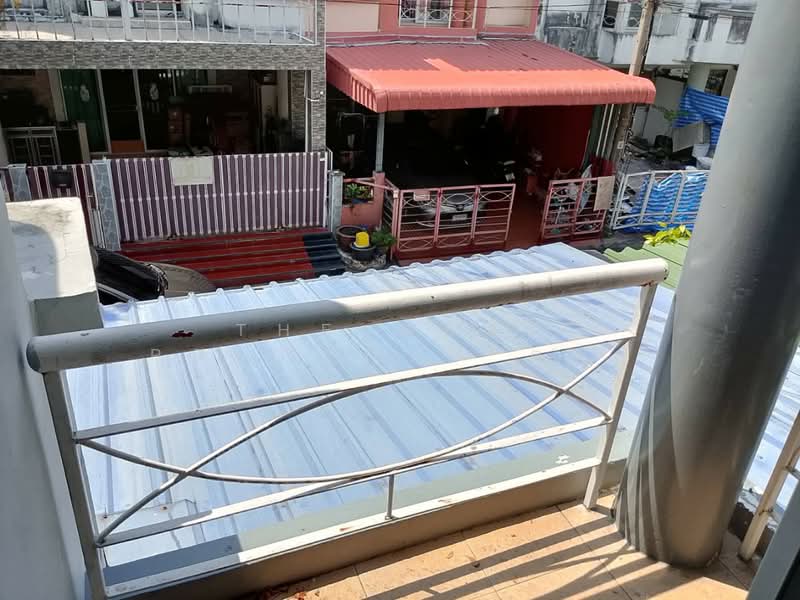 My Hometown Theparak Km.1 : มายโฮมทาวน์ เทพารักษ์ กม.1, สมุทรปราการ, ถนนเทพารักษ์ กม.1, เทพารักษ์, เมืองสมุทรปราการ, สมุทรปราการ, 100 ตร.ม., ทาวน์เฮ้าส์ ขาย, โดย The Best Property ตาล, 500177508 - DDproperty.com