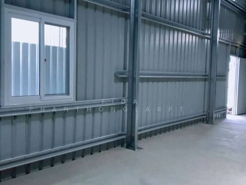 Warehouse with office space for rent, located in a new building near the BTS Skytrain and expressway, Bangkok, Lat Phrao, Lat Phrao, Bangkok, , 150 sqm, Warehouse/Factory For Rent, by Tida phanthonglarptawee, 500177530 - DDproperty.com