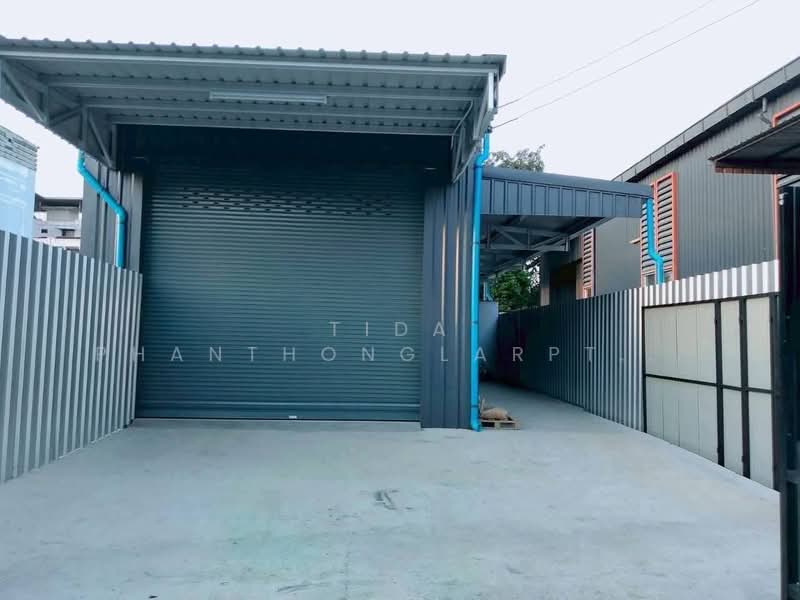 Warehouse with office space for rent, located in a new building near the BTS Skytrain and expressway, Bangkok, Lat Phrao, Lat Phrao, Bangkok, , 150 sqm, Warehouse/Factory For Rent, by Tida phanthonglarptawee, 500177530 - DDproperty.com