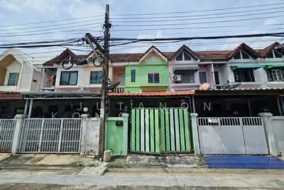 ขาย - ขายทาวน์เฮ้าส์ 2 ชั้น สวนผัก วิลเลจ ทำเลดี เดินทางสะดวก ตลิ่งชัน, กรุงเทพ