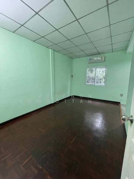 ขายทาวน์เฮ้าส์ 2 ชั้น สวนผัก วิลเลจ ทำเลดี เดินทางสะดวก ตลิ่งชัน, กรุงเทพ, ตลิ่งชัน, ตลิ่งชัน, กรุงเทพ, 72 ตร.ม., ทาวน์เฮ้าส์ ขาย, โดย Jutanon Komoottanaruk, 500177536 - DDproperty.com