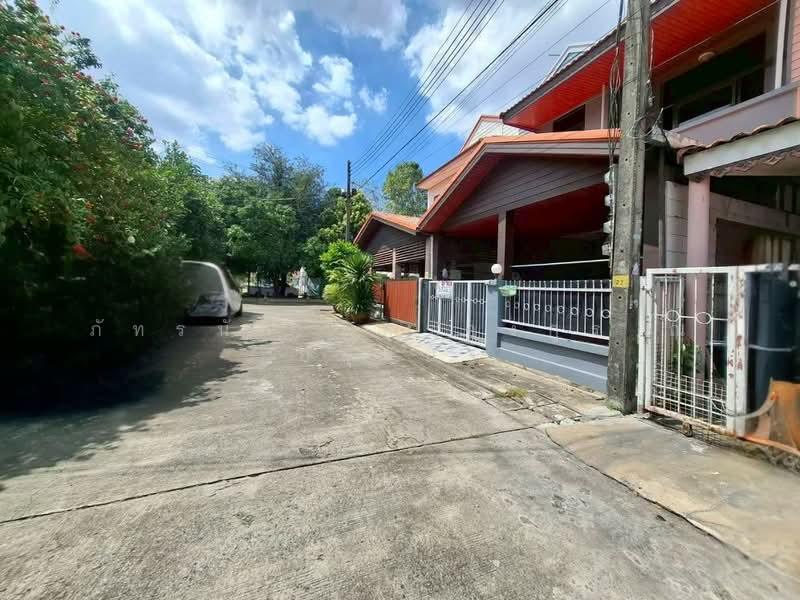 Wararak Rangsit Klong 3, Pathum Thani, Khlong Sam, Khlong Luang, Pathum Thani, 3 Bedrooms, 80 sqm, Townhouse For Sale, by ภัทรนัน อิศรางกูร ณ อยุธยา, 500177539 - DDproperty.com