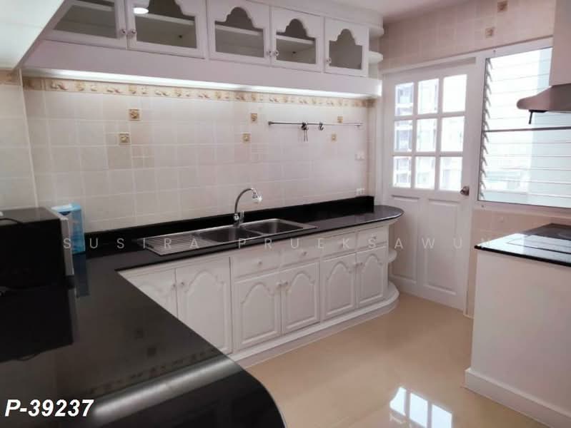 Richmond Palace, Bangkok, Soi Sukhumvit 43 Sukhumvit Road, Khlong Tan Nua, Watthana, Bangkok, 3 Bedrooms, 163 sqm, Condo For Rent, by Susira Prueksawun, 500177542 - DDproperty.com