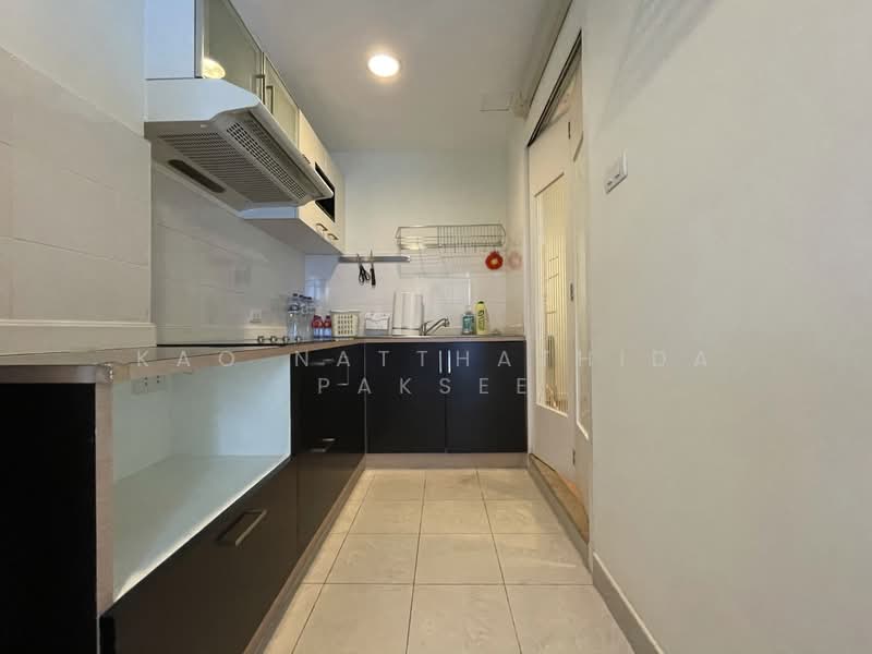 Lumpini Suite Sukhumvit 41, Bangkok, Soi Sukhumvit 41, Khlong Tan Nua, Watthana, Bangkok, 3 Bedrooms, 83 sqm, Condo For Sale, by Kao Natthathida Paksee, 500177552 - DDproperty.com