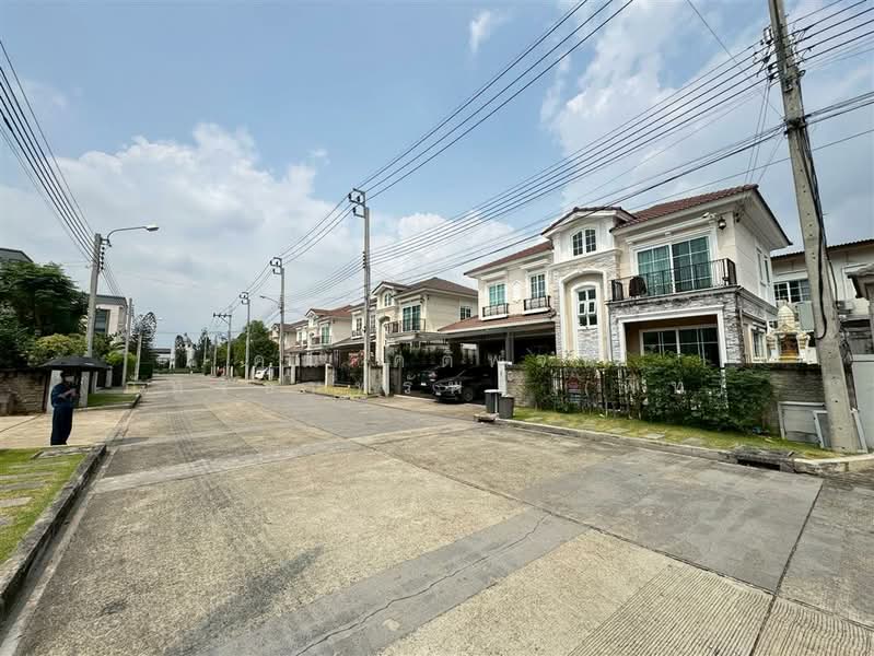 Grandio Ladprao-Kaset Nawamin : แกรนดิโอ ลาดพร้าว-เกษตรนวมินทร์, กรุงเทพ, ซอย นวมินทร์ 42 แยก 27, คลองกุ่ม, บึงกุ่ม, กรุงเทพ, 210 ตร.ม., บ้านเดี่ยว ขาย, โดย คุณ คติพจน์ ภัทรธนทรัพย์ (พีท), 500177557 - DDproperty.com