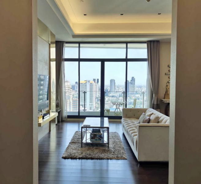 The Diplomat 39, Bangkok, 18 Soi Sukhumvit 39, Sukhumvit Road, Khlong Tan Nua, Watthana, Bangkok, 3 Bedrooms, 152 sqm, Condo For Rent, by Decalf Simon, 500177566 - DDproperty.com