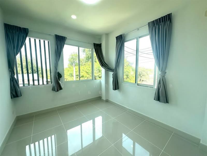 ออฟฟิศ + บ้าน 2 ชั้น 180.8 ตร.ว. ซอยแพรกษา5 ถนนสุขุมวิทสายเก่า, Samut Prakan, Phraeksa, Muang Samut Prakarn, Samut Prakan, 3 Bedrooms, 750 sqm, Single Detached House For Sale, by คุณ จิดาภา พันธุกุล (แอม), 500177583 - DDproperty.com