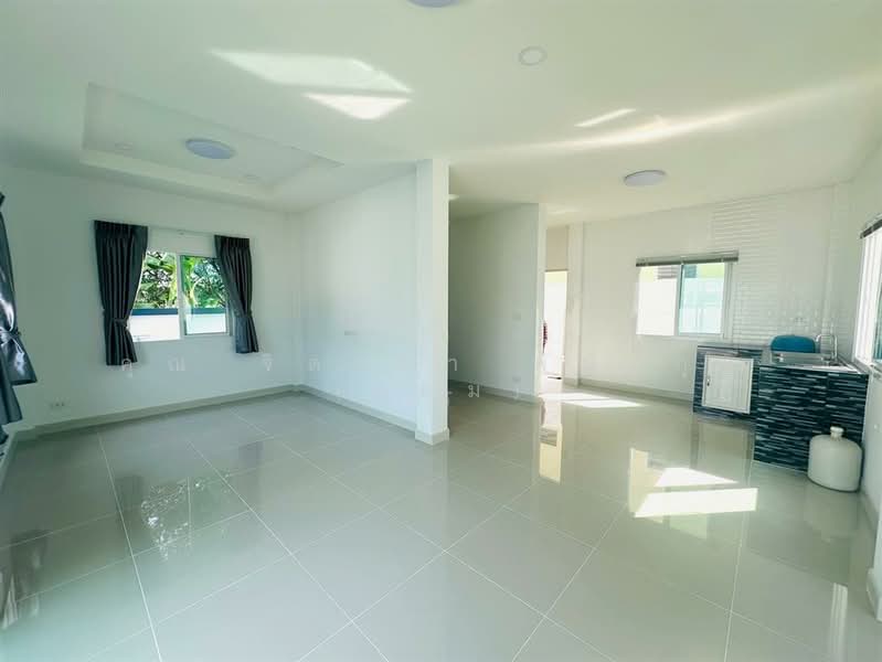 ออฟฟิศ + บ้าน 2 ชั้น 180.8 ตร.ว. ซอยแพรกษา5 ถนนสุขุมวิทสายเก่า, สมุทรปราการ, แพรกษา, เมืองสมุทรปราการ, สมุทรปราการ, 750 ตร.ม., บ้านเดี่ยว ขาย, โดย คุณ จิดาภา พันธุกุล (แอม), 500177583 - DDproperty.com