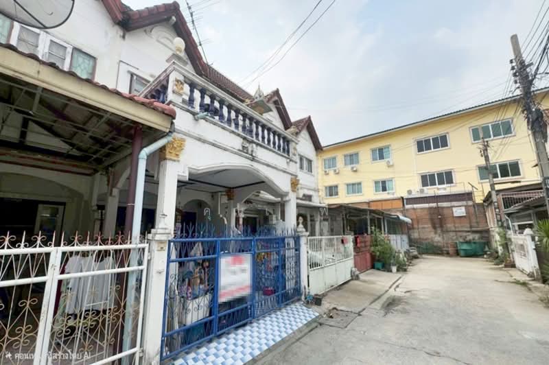 For Sale - ขายทาวน์เฮ้าส์ 2 ชั้น 17 ตรว. ซอยสะพานขวา ประชาราษฎร์ สาย 2 บางซื่อ ใกล้รถไฟฟ้า, Bangkok