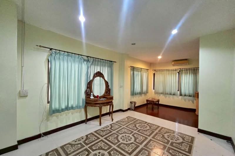 ศรีนครินทร์ 5, Bangkok, ศรีนครินทร์, Hua Mak, Bang Kapi, Bangkok, 4 Bedrooms, 300 sqm, Single Detached House For Sale, by คุณแจ่ม, 500177594 - DDproperty.com