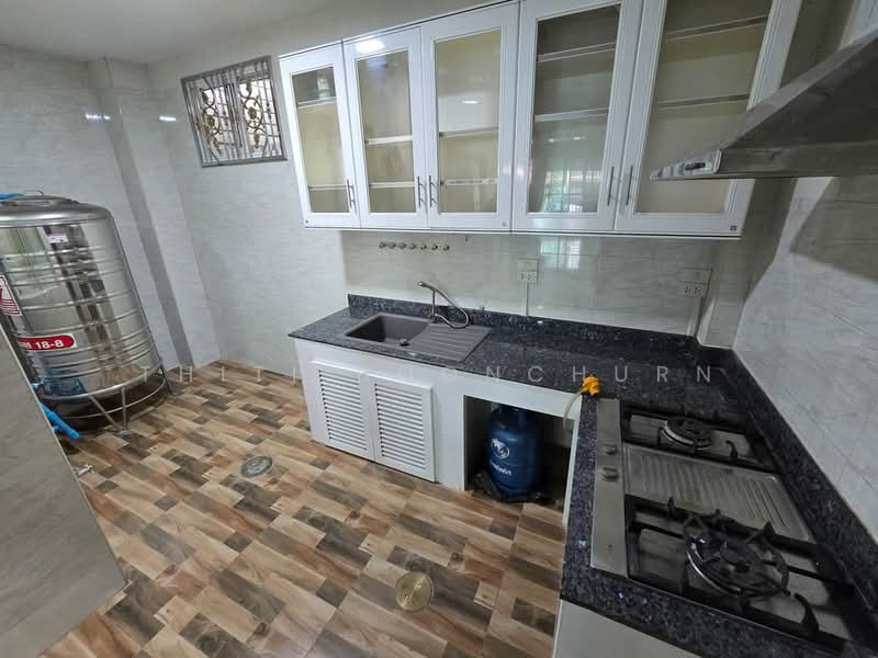 Baan Klang Muang Sathorn-Taksin 2 : บ้านกลางเมือง สาทร-ตากสิน 2, กรุงเทพ, ถนนกัลปพฤกษ์, บางค้อ, จอมทอง, กรุงเทพ, 170 ตร.ม., ทาวน์เฮ้าส์ ให้เช่า, โดย Thiti Boonchurn, 500177613 - DDproperty.com