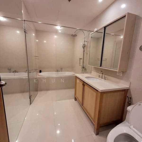 The Emporio Place, Bangkok, 93 Soi Sukhumvit 24, Sukhumvit Road, Khong Tan, Khlong Toei, Bangkok, 1 Bedroom, 90 sqm, Condo For Rent, by Khun Real, 500177616 - DDproperty.com