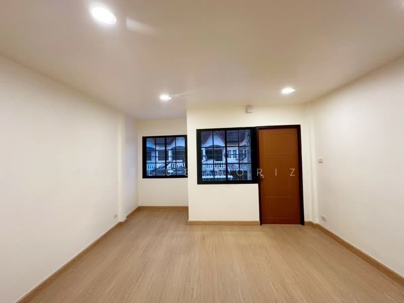 NexHaus44 onnut, Bangkok, Suan Luang, Suan Luang, Bangkok, 2 Bedrooms, 100 sqm, Townhouse For Sale, by Eastblue Horizon, 500177641 - DDproperty.com