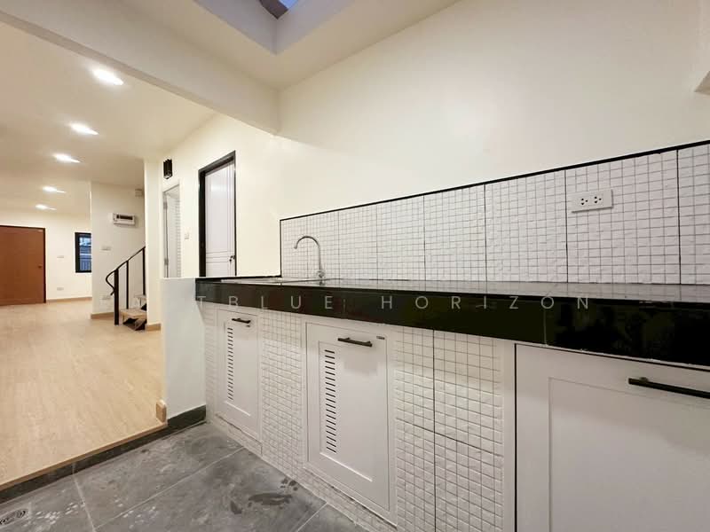 NexHaus44 onnut, Bangkok, Suan Luang, Suan Luang, Bangkok, 2 Bedrooms, 100 sqm, Townhouse For Sale, by Eastblue Horizon, 500177641 - DDproperty.com