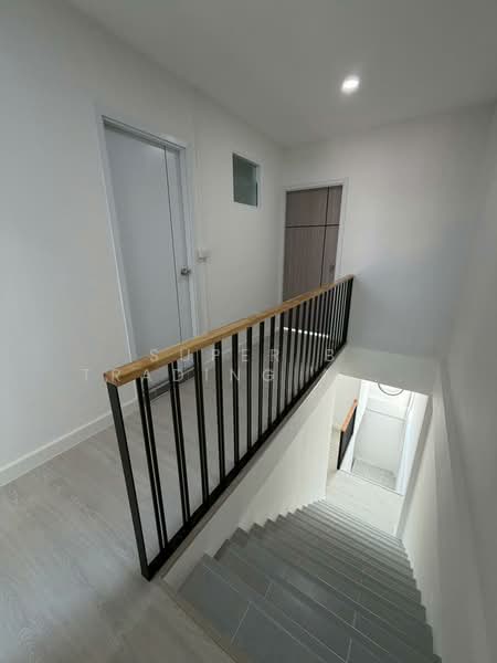 ตึกเเถว ซอย นนทบุรี 46 (ซอยไทยานนท์), นนทบุรี, สนามบินน้ำ, ท่าทราย, เมืองนนทบุรี, นนทบุรี, 150 ตร.ม., ตึกแถว-อาคารพาณิชย์ ขาย, โดย Super B Estate Co., Ltd, 500177660 - DDproperty.com