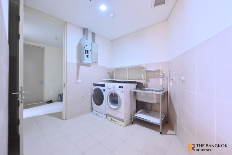 The Lakes, Bangkok, 123 Ratchadaphisek Road, Khlong Toei, Khlong Toei, Bangkok, 3 Bedrooms, 210 sqm, Condo For Rent, by Nicha Peerakittikul, 500177666 - DDproperty.com