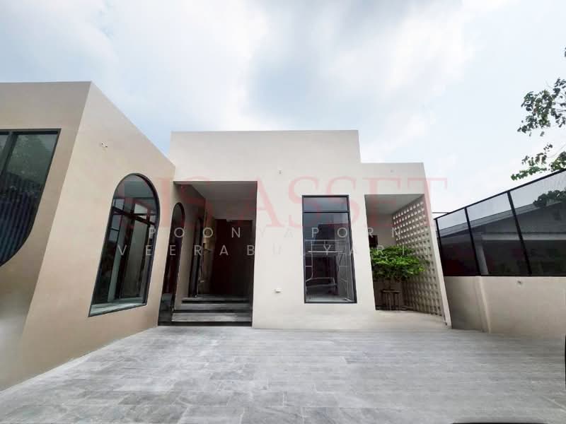 บ้านเดี่ยวสไตล์โมเดิร์น - ซอยนวมินทร์ 24, กรุงเทพ, คลองกุ่ม, บึงกุ่ม, กรุงเทพ, 294 ตร.ม., บ้านเดี่ยว ขาย, โดย Poonyaporn Veerabulyarit, 500177668 - DDproperty.com