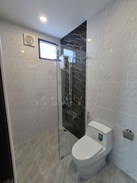 2R1041 This house for rent 2 bedroom 3 bathroom 30,000/month at cherngtalay have fully furnished, Phuket, Choeng Thale, Thalang, Phuket, 2 Bedrooms, 100 sqm, Semi-Detached House (Twin House) For Rent, by PK LIFE Property, 500177683 - DDproperty.com