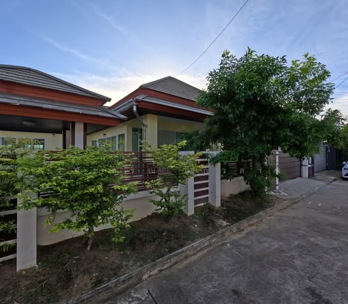 Baan Piam Mongkhon : บ้านเปี่ยมมงคล, ชลบุรี, ห้วยใหญ่, บางละมุง, ชลบุรี, 250 ตร.ม., วิลล่า ขาย, โดย วนัชภรณ์ แก้วลาน, 500177693 - DDproperty.com