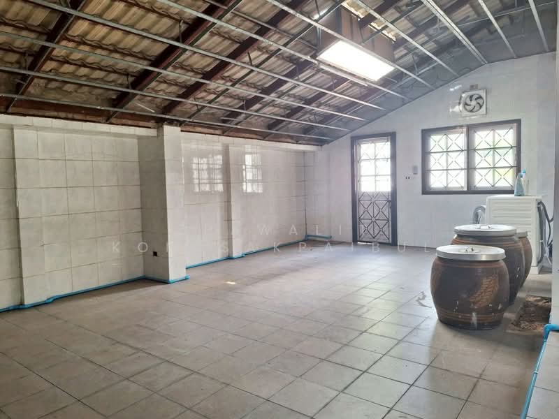 For Sale: Two-story detached house near Lotus Bang Khae, Soi Phetkasem 68, Intersection 34, Soi Saen, Bangkok, Bang Kae Nua, Bang Khae, Bangkok, 3 Bedrooms, 380 sqm, Single Detached House For Sale, by CHAWALIT KONGSAKPAIBUL, 500177708 - DDproperty.com