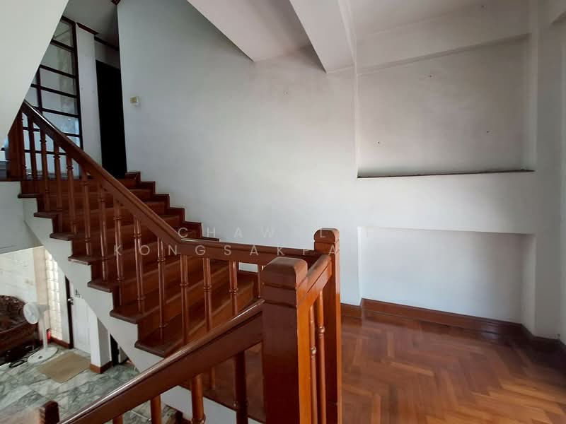 For Sale: Two-story detached house near Lotus Bang Khae, Soi Phetkasem 68, Intersection 34, Soi Saen, Bangkok, Bang Kae Nua, Bang Khae, Bangkok, 3 Bedrooms, 380 sqm, Single Detached House For Sale, by CHAWALIT KONGSAKPAIBUL, 500177708 - DDproperty.com