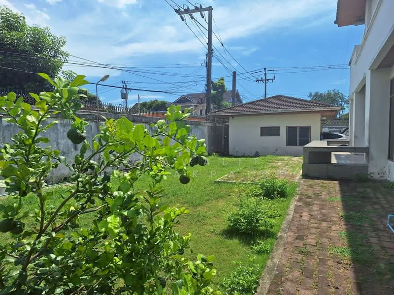 ขาย บ้านเดี่ยว 2 ชั้น ใกล้โลตัสบางแค ซอยเพชรเกษม68 แยก34 ซอยแสงเพชร หลังมุม บ้านหลังใหญ่ 214 ตารางวา, กรุงเทพ, บางแคเหนือ, บางแค, กรุงเทพ, 380 ตร.ม., บ้านเดี่ยว ขาย, โดย CHAWALIT KONGSAKPAIBUL, 500177708 - DDproperty.com