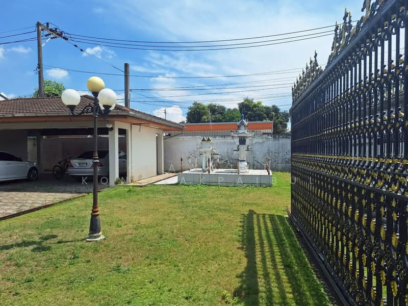 For Sale: Two-story detached house near Lotus Bang Khae, Soi Phetkasem 68, Intersection 34, Soi Saen, Bangkok, Bang Kae Nua, Bang Khae, Bangkok, 3 Bedrooms, 380 sqm, Single Detached House For Sale, by CHAWALIT KONGSAKPAIBUL, 500177708 - DDproperty.com