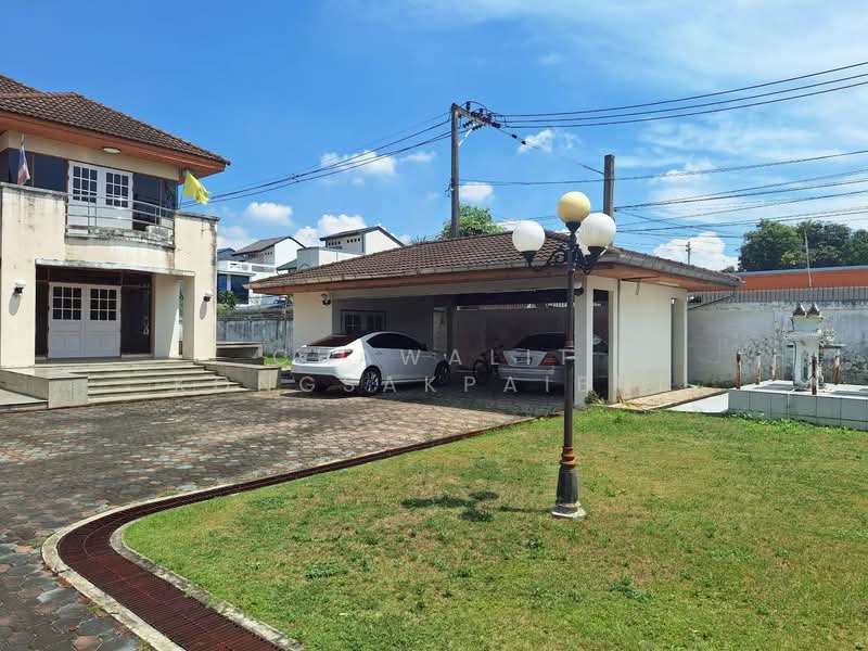 For Sale: Two-story detached house near Lotus Bang Khae, Soi Phetkasem 68, Intersection 34, Soi Saen, Bangkok, Bang Kae Nua, Bang Khae, Bangkok, 3 Bedrooms, 380 sqm, Single Detached House For Sale, by CHAWALIT KONGSAKPAIBUL, 500177708 - DDproperty.com