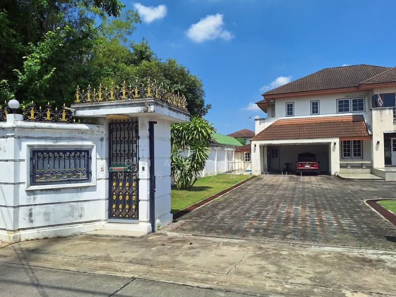 ขาย บ้านเดี่ยว 2 ชั้น ใกล้โลตัสบางแค ซอยเพชรเกษม68 แยก34 ซอยแสงเพชร หลังมุม บ้านหลังใหญ่ 214 ตารางวา, กรุงเทพ, บางแคเหนือ, บางแค, กรุงเทพ, 380 ตร.ม., บ้านเดี่ยว ขาย, โดย CHAWALIT KONGSAKPAIBUL, 500177708 - DDproperty.com