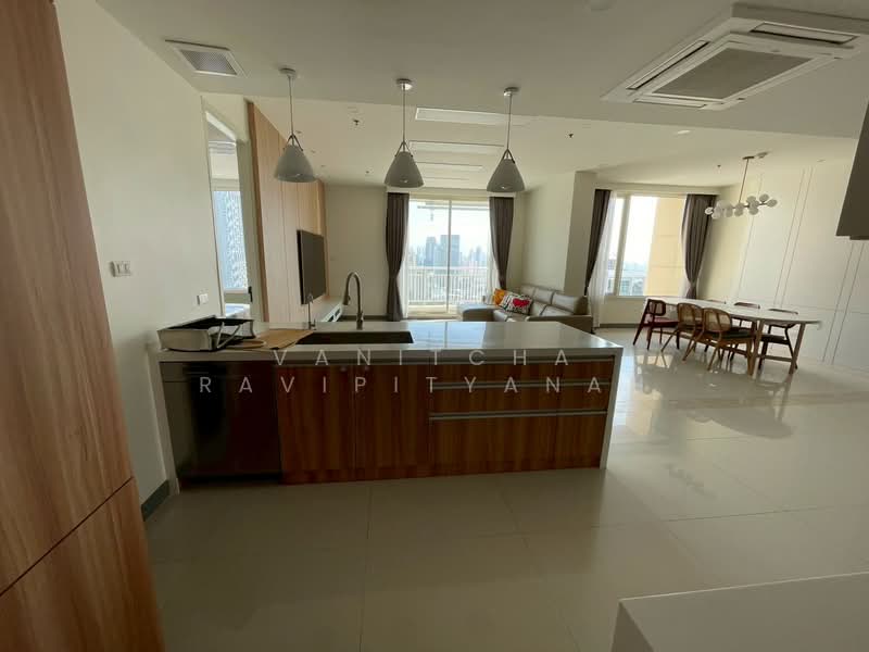 The Empire Place, Bangkok, 88 Narathiwatratchanakharin Road, Thung Maha Mek, Sathon, Bangkok, 3 Bedrooms, 183 sqm, Condo For Sale, by Vanitcha Ravipityanan, 500177711 - DDproperty.com