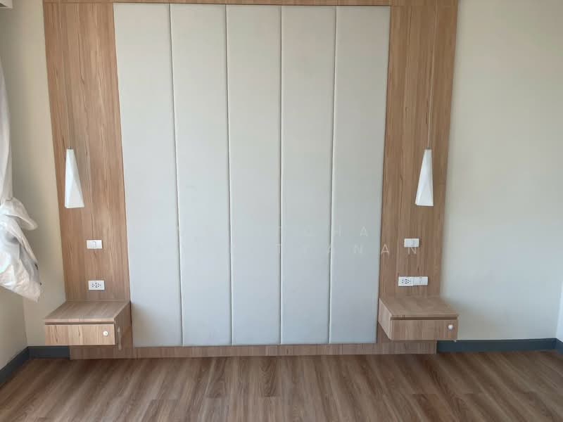 The Empire Place : ดิ เอ็มไพร์ เพลซ, กรุงเทพ, 88 ถนนนราธิวาสราชนครินทร์, ทุ่งมหาเมฆ, สาทร, กรุงเทพ, 183 ตร.ม., คอนโด ขาย, โดย Vanitcha Ravipityanan, 500177711 - DDproperty.com