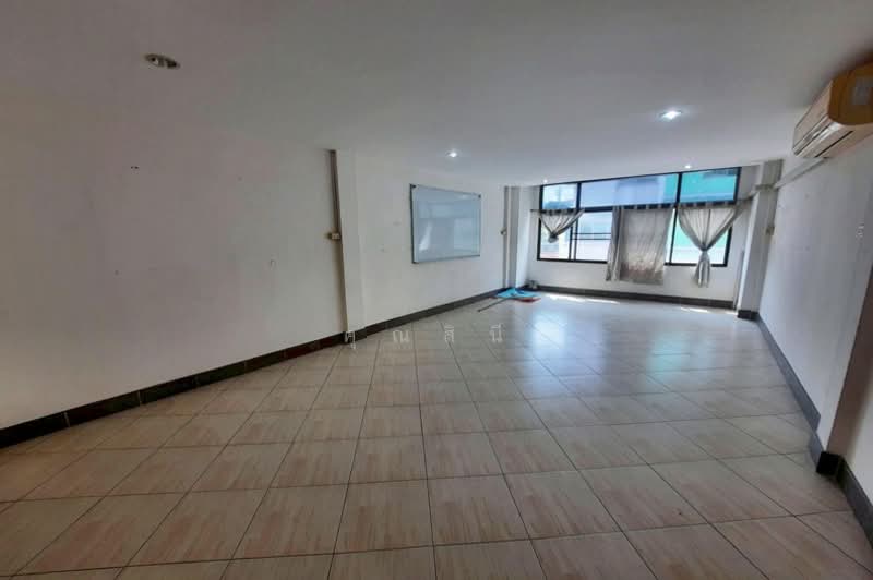 อาคารพาณิชย์หนองแขม, Bangkok, เพชรเกษม, Nong Kang Plu, Nong Khaem, Bangkok, , 240 sqm, Shophouse For Sale, by คุณสินี, 500177730 - DDproperty.com