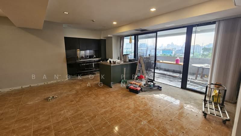 Sun Palace Condominium, Bangkok, 36 Phetchaburi Rd, Bang Kapi, Huai Khwang, Bangkok, 3 Bedrooms, 215 sqm, Condo For Rent, by BANGKOK PROPERTY AGENTS, 500177737 - DDproperty.com