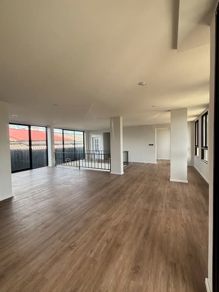 Home Office for Rent, BRITTON Ladprao 41 (SPSAD3858), Bangkok, Chan Kasem, Chatuchak, Bangkok, 4 Bedrooms, 460 sqm, Single Detached House For Rent, by Agent Pla, 500177760 - DDproperty.com