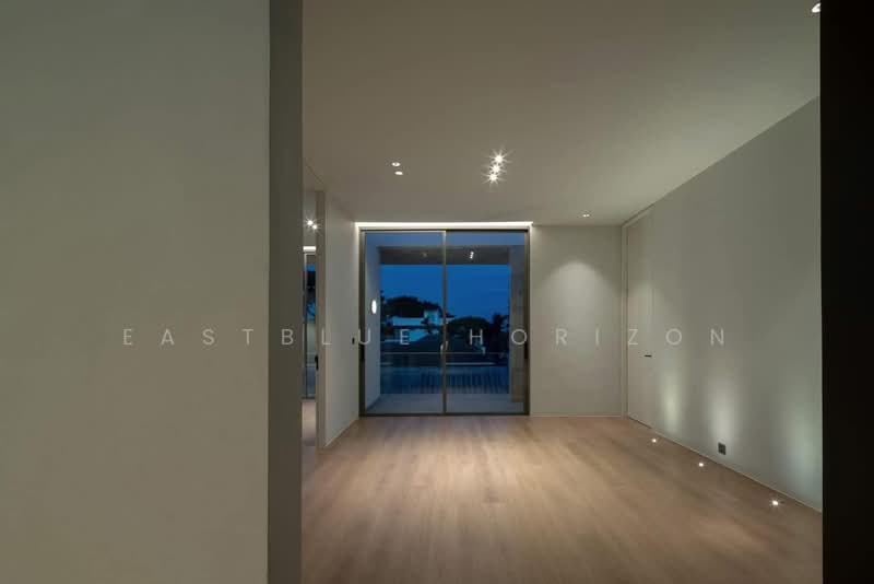 House Area Sukhumvit 71, Bangkok, Khlong Tan Nua, Watthana, Bangkok, 4 Bedrooms, 587 sqm, Single Detached House For Sale, by Eastblue Horizon, 500177771 - DDproperty.com