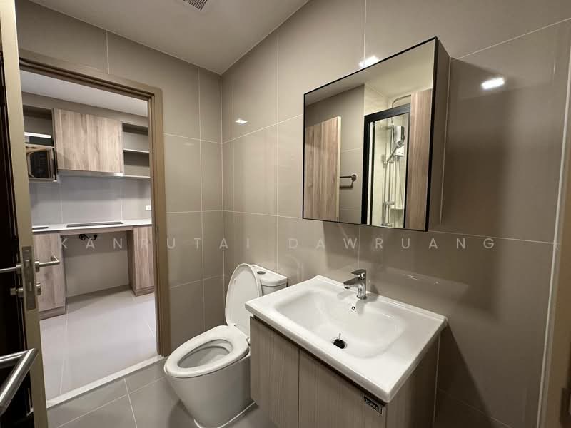 The Base Urban Rama 9, Bangkok, Huai Khwang, Huai Khwang, Bangkok, 1 Bedroom, 35 sqm, Condo For Rent, by Kanrutai Dawruang, 500177774 - DDproperty.com