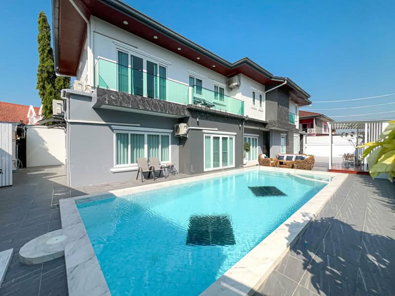 วิลล่าโมเดิร์น 4 ห้องนอนพร้อมสระว่ายน้ำส่วนตัว สยามคันทรีคลับ พัทยา, ชลบุรี, หนองปรือ, บางละมุง, ชลบุรี, 450 ตร.ม., วิลล่า ขาย, โดย PLC Real Estate, 500177780 - DDproperty.com