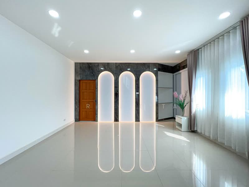 4 Bedroom Modern Pool Villa Siam Country Club Pattaya, Chon Buri (Pattaya), Nong Pru, Bang Lamung (Pattaya), Chon Buri (Pattaya), 4 Bedrooms, 450 sqm, Villa For Sale, by PLC Real Estate, 500177780 - DDproperty.com