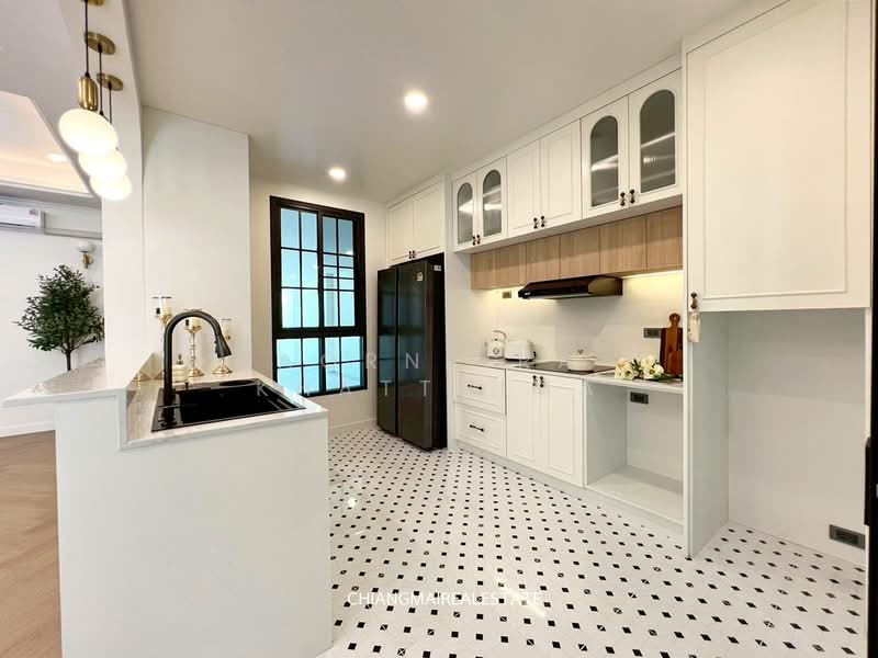 S2717 | 2-Storey Modern Classic Detached House – Suthep, Mueang Chiang Mai, Chiang Mai, Su Thep, Muang Chiang Mai, Chiang Mai, 4 Bedrooms, 202 sqm, Single Detached House For Sale, by Aornjira Khatthima, 500177786 - DDproperty.com