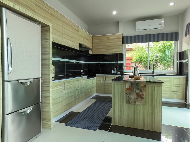 Baan Piam Mongkhon, Chon Buri (Pattaya), Huai Yai, Bang Lamung (Pattaya), Chon Buri (Pattaya), 3 Bedrooms, 220 sqm, Villa For Sale, by วนัชภรณ์ แก้วลาน, 500177787 - DDproperty.com