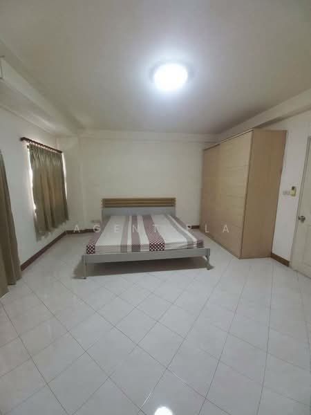 Baan Klang Muang Rama 9 Soi 43 : บ้านกลางเมือง พระราม 9 ซอย 43, Bangkok, Suan Luang, Suan Luang, Bangkok, 3 Bedrooms, 150 sqm, Townhouse For Rent, by Agent Pla, 500177793 - DDproperty.com