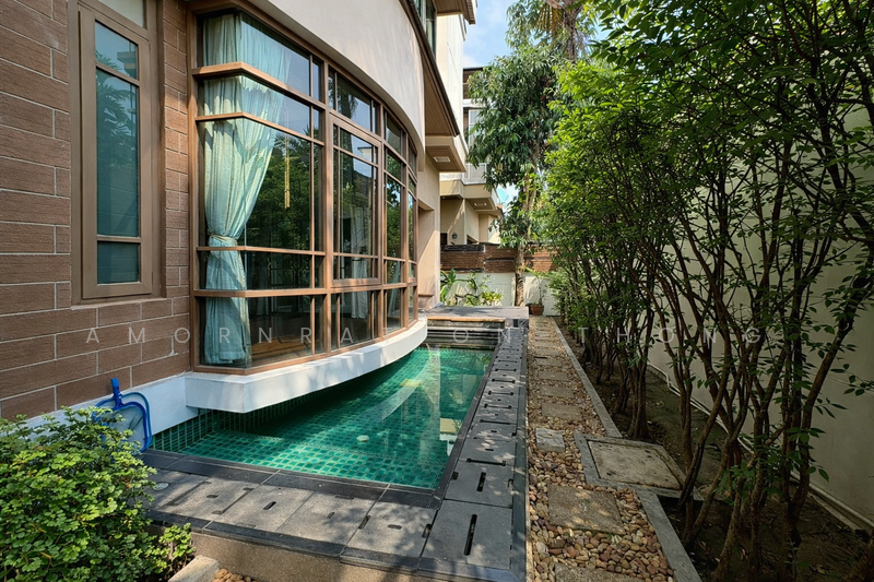 Corner detached house In the luxury project Ekkamai - Phra Khanong ** NO CO-AGENT **, Bangkok, สุขุมวิท, Khlong Tan Nua, Watthana, Bangkok, 4 Bedrooms, 450 sqm, Single Detached House For Rent, by Amornrat On-Thong, 500177794 - DDproperty.com