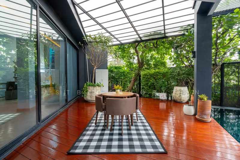 House Area Sukhumvit 71, Bangkok, Khlong Tan Nua, Watthana, Bangkok, 4 Bedrooms, 736 sqm, Single Detached House For Sale, by Eastblue Horizon, 500177803 - DDproperty.com