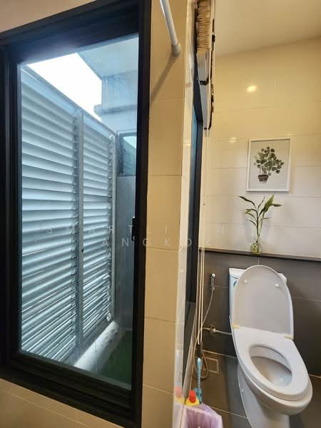 Baan Klang Muang Rama 9-Krungthep Kreetha, Bangkok, Soi Kanchanaphisek 23, Saphan Sung, Saphan Sung, Bangkok, 3 Bedrooms, 72 sqm, Townhouse For Sale, by SmartLivingBangkok, 500177811 - DDproperty.com